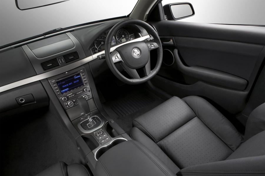  Holden Commodore VE Calais V Sportwagon 2008 года  (фото 26 из 46)